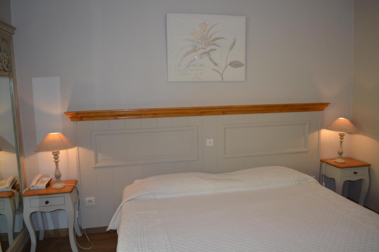 Hotel Le Colombier Moustiers-Sainte-Marie Buitenkant foto