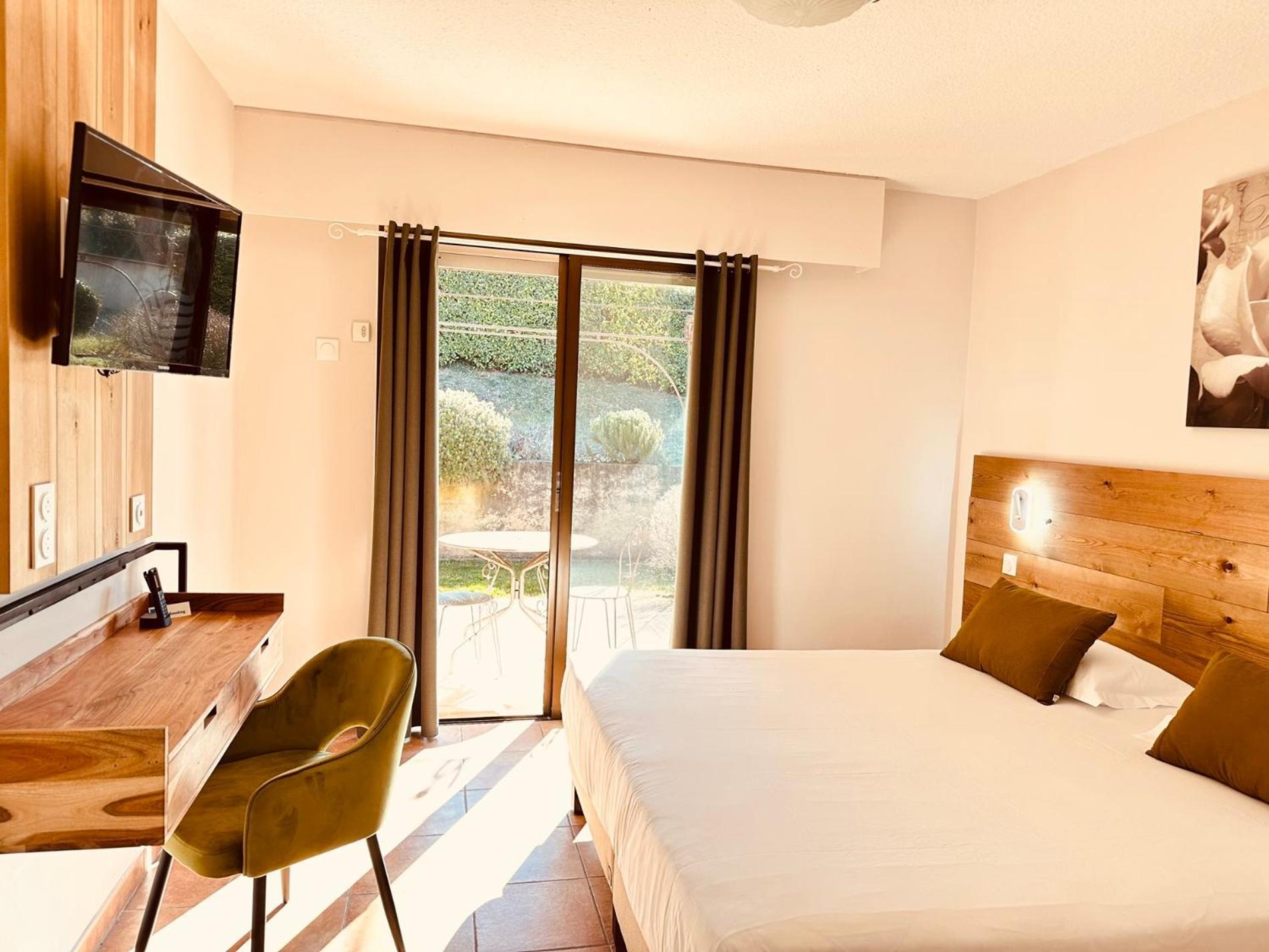 Hotel Le Colombier Moustiers-Sainte-Marie Buitenkant foto