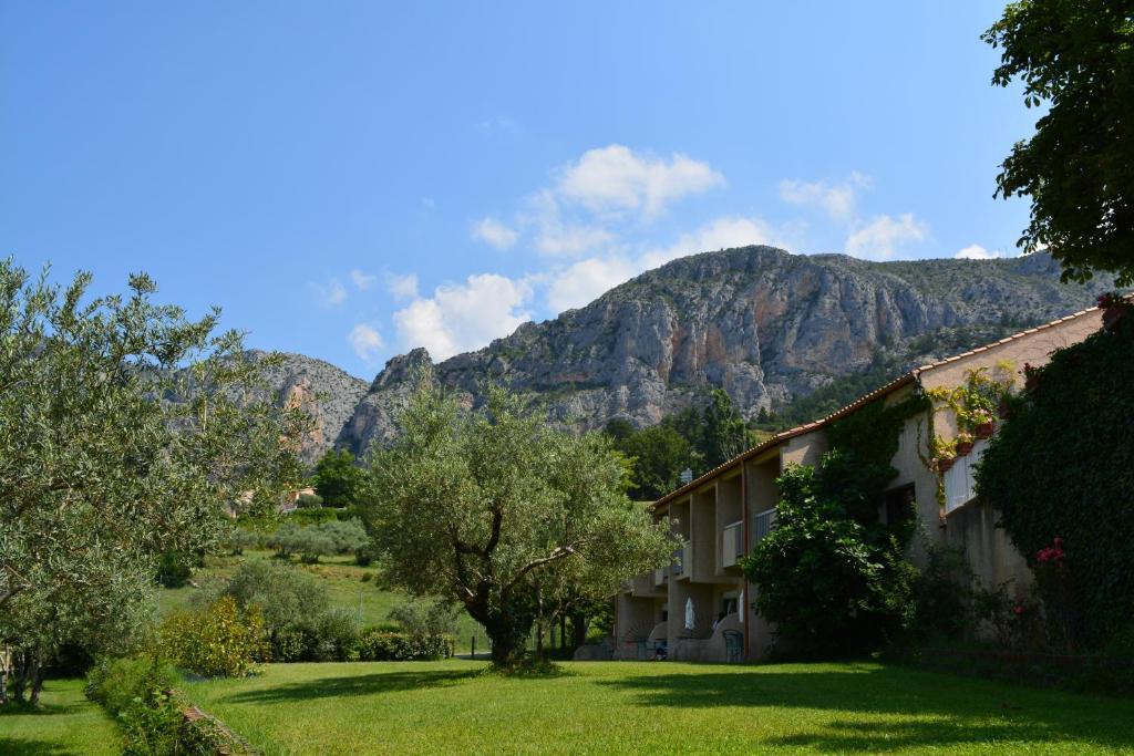Hotel Le Colombier Moustiers-Sainte-Marie Buitenkant foto