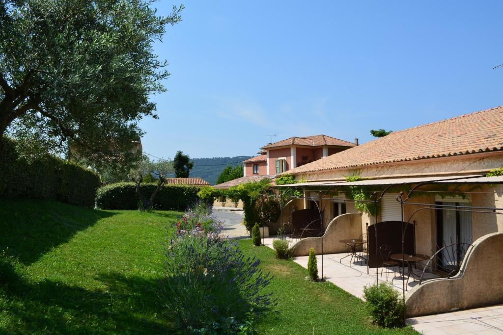 Hotel Le Colombier Moustiers-Sainte-Marie Buitenkant foto