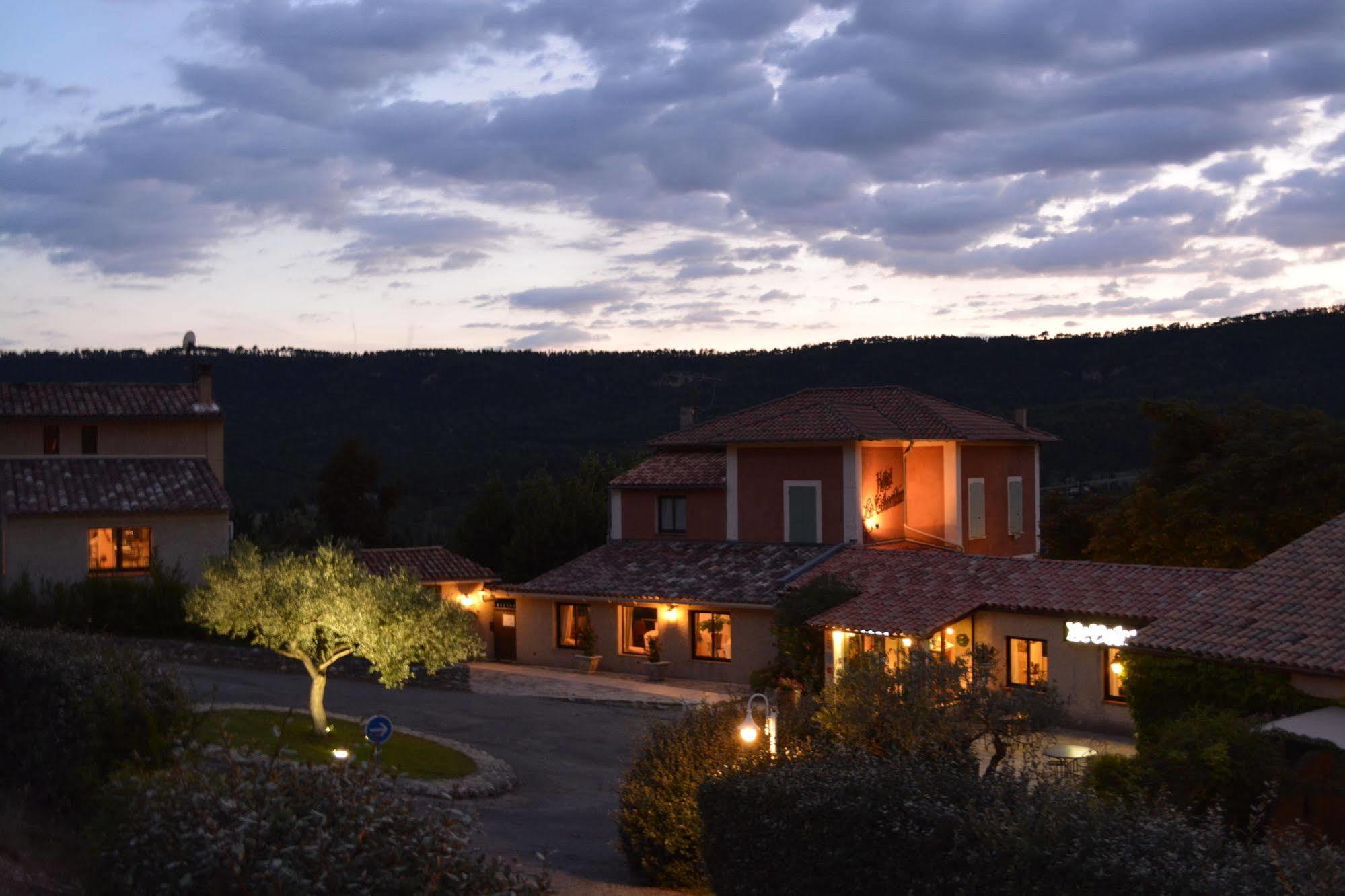 Hotel Le Colombier Moustiers-Sainte-Marie Buitenkant foto