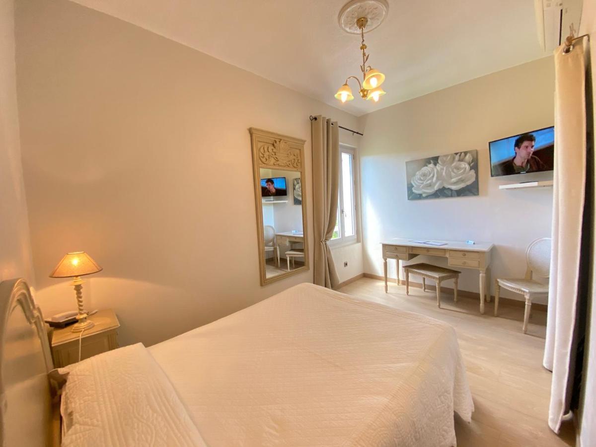 Hotel Le Colombier Moustiers-Sainte-Marie Buitenkant foto